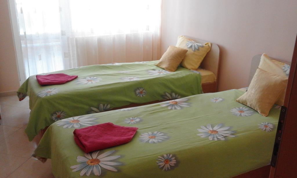 Apartments Sea Sounds Pomorie Exterior photo