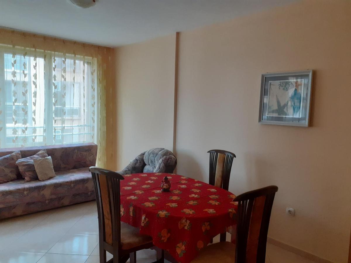 Apartments Sea Sounds Pomorie Exterior photo