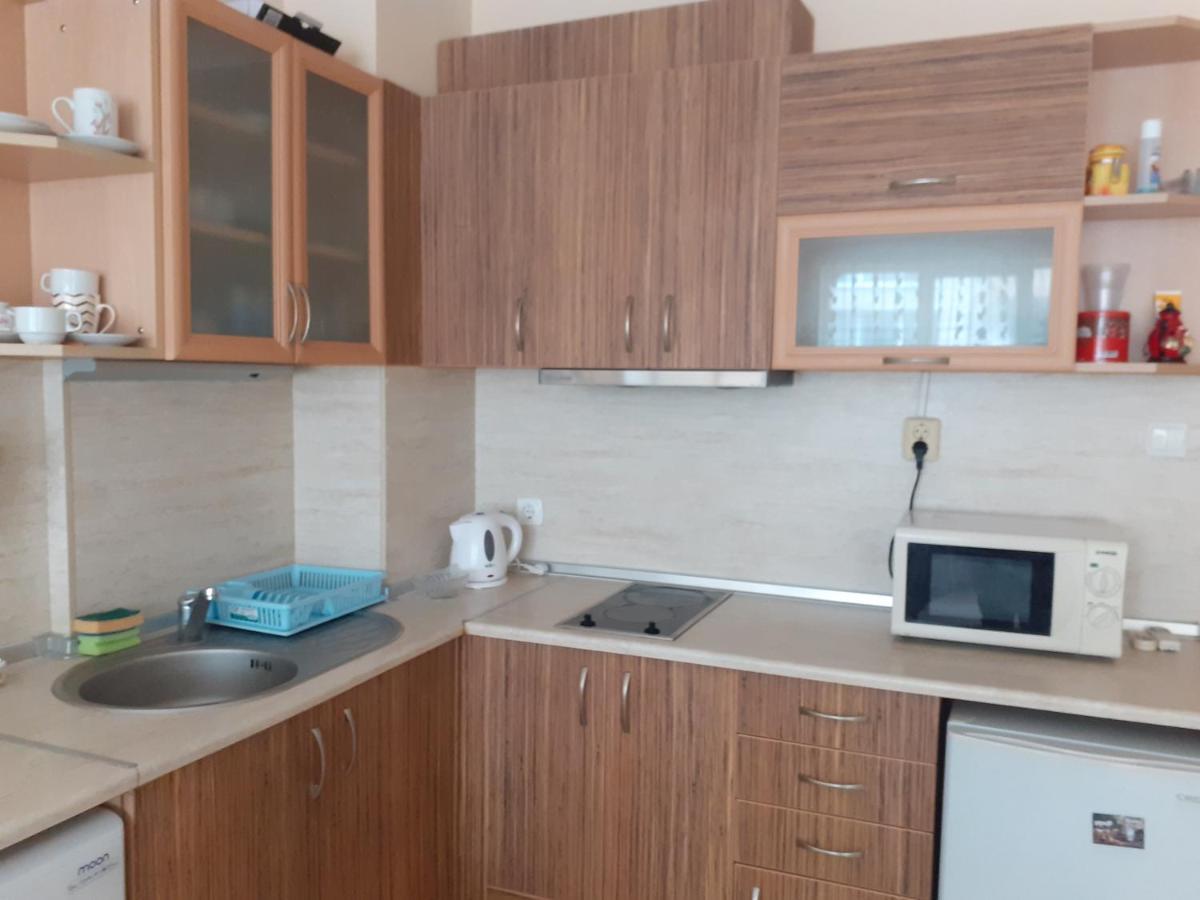 Apartments Sea Sounds Pomorie Exterior photo